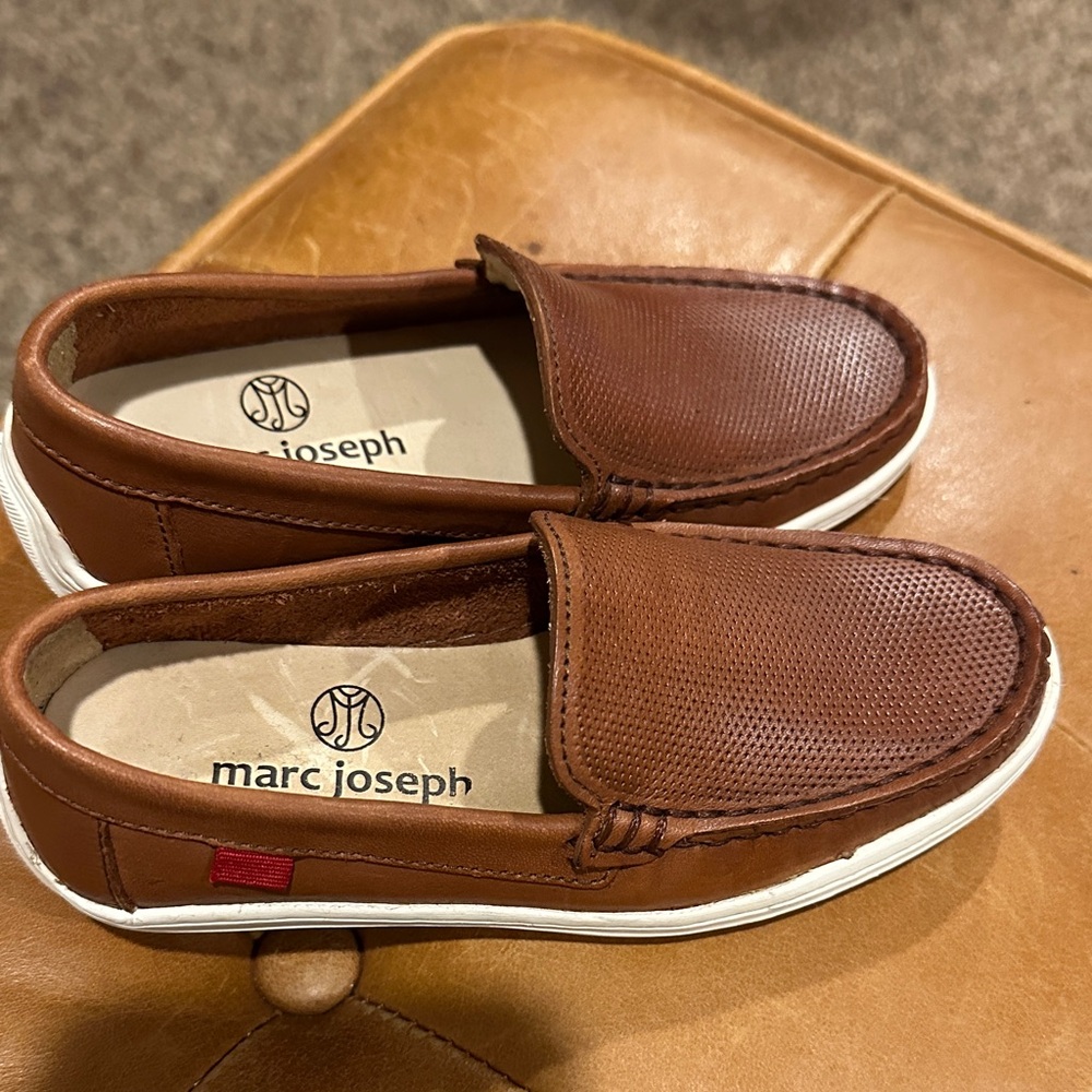 Marc Joseph Tan Leather Men's Slip-Ons - Picture 1 of 6